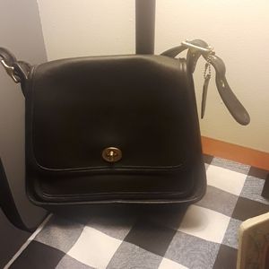 Coach shouler strap purse